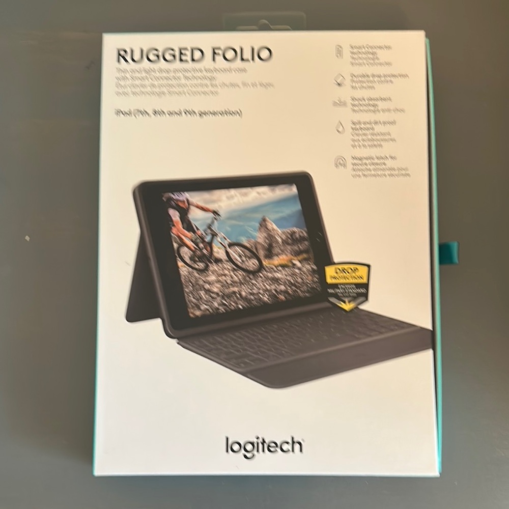 Logitech Rugged Folio Keyboard Case - Black